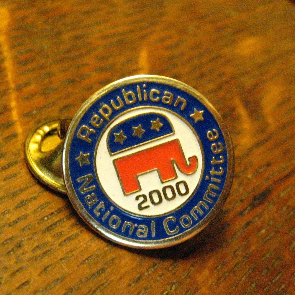 Republican National Committee 2000 Lapel Pin